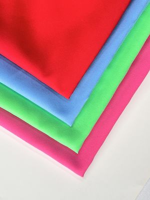 100% リサイクルポリエステル ブラシ 桃色 肌 ビーチパンツ ジャケット 布